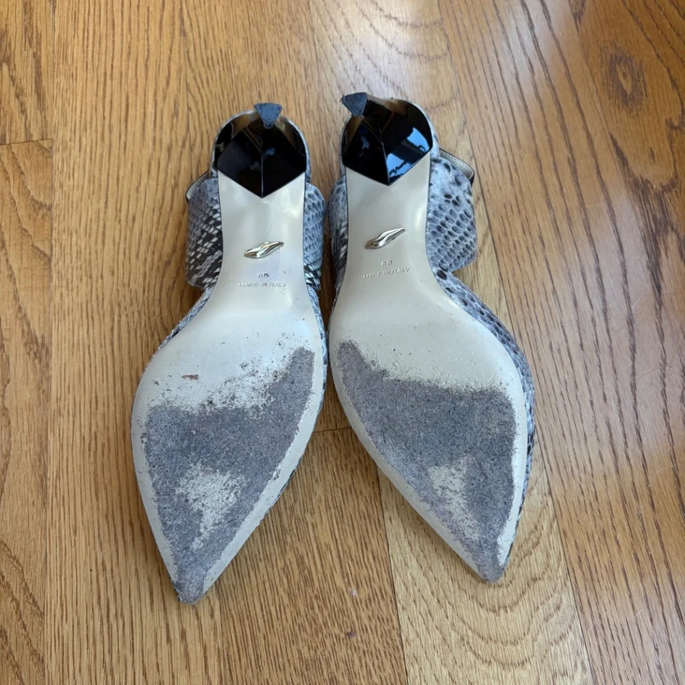 Diane Von Furstenberg Blaire Heels python print gray 8M